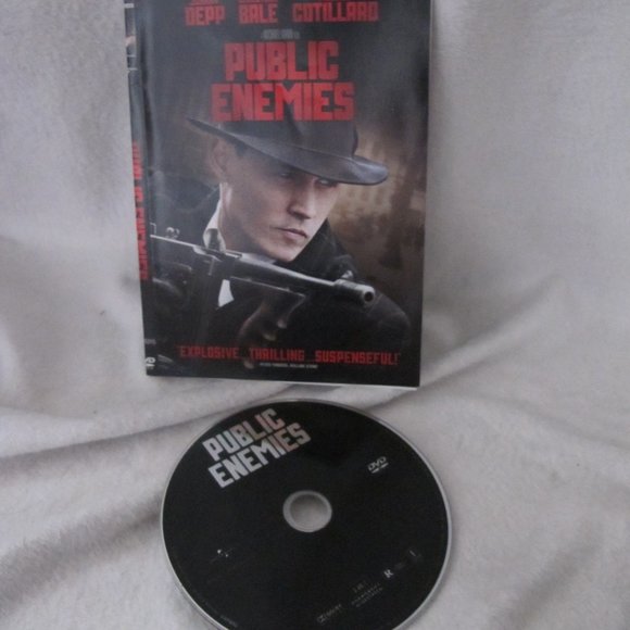 Must Bundle - DVD Bundle - Picture 2 of 6